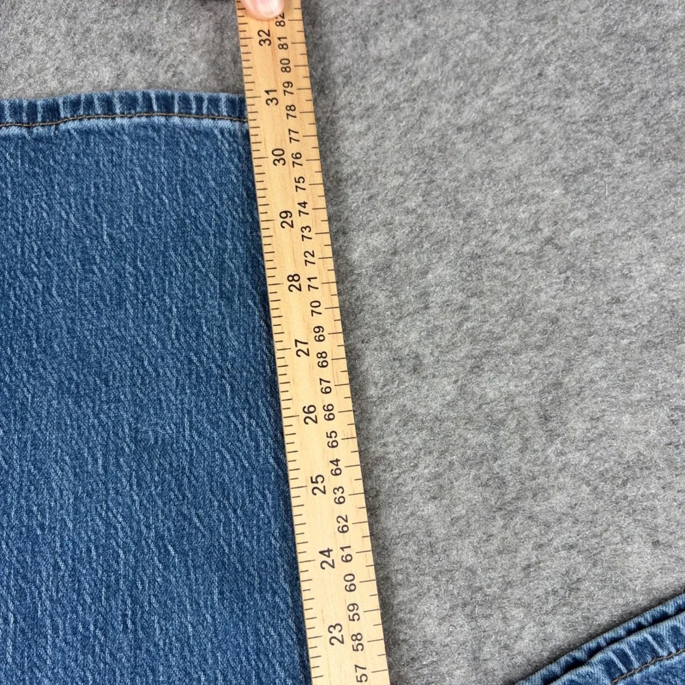 Levi's 505 Jeans Mens 36x32 Straight‎ Leg Regular Fit Medium Wash Blue Denim